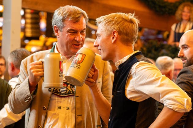 Dr. Markus Soeder, Ministerpraesident des Freistaates Bayern, Dominik Krause, Muenchner Oberbuergermeister, Oktoberfest Eroeffnung 2026 in Muenchen, 19.09.2026 Muenchen Bayern Deutschland