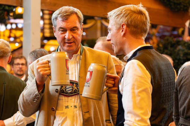 Dr. Markus Soeder, Ministerpraesident des Freistaates Bayern, Dominik Krause, Muenchner Oberbuergermeister, Oktoberfest Eroeffnung 2026 in Muenchen, 19.09.2026 Muenchen Bayern Deutschland