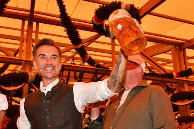 Florian Silbereisen bei der Eroeffnung vom Oktoberfest am 19.09.2026 in Muenchen Florian Silbereisen during the 2026 Oktoberfest (Wiesn) opening at Schottenhamel tent at Theresienwiese on September 19, 2026 in Munich, Germany Oktoberfest Eroeffnung 2026 in Muenchen