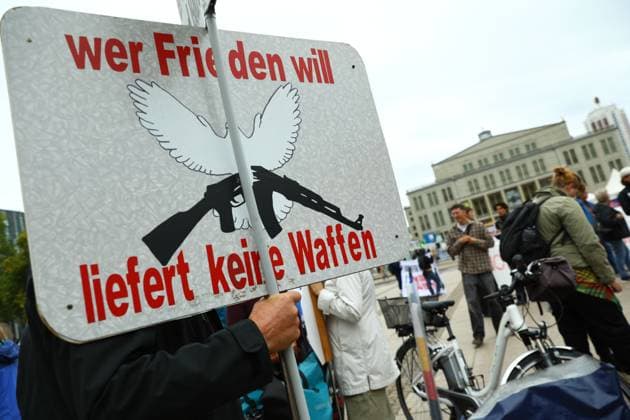 September 19, 2026, Leipzig, Germany: LEIPZIG, GERMANY, SEPTEMBER 19, 2026: Demonstrators march through central Leipzig during a protest against plans by U.S. defense company Covenant to establish a missile production facility in the north of the city. The demonstration, organized by the Ã¢â‚¬oeKeine Raketenfabrik in LeipzigÃ¢â‚¬Â alliance, began at Augustusplatz and called for the planned defense production to be stopped. Covenant plans to begin producing its Anthem long-range cruise missiles in Leipzig in 2027. Leipzig Germany - ZUMAq101 20260919_zna_q101_060 Copyright: xDavidxVexelmanx