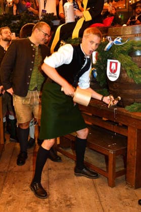 Dominik Krause bei der Eröffnung vom 191. Oktoberfest 2026 im Schottenhamel Festzelt. München, 19.09.2026