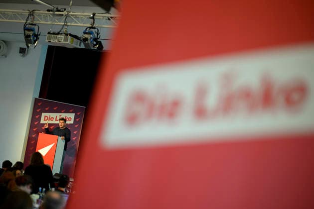 Sebastian Merkens (Landesgeschäftsführer und Spitzenkandidat Landtagswahl NRW 2027) bei der Generaldebatte, am 19.09.2026 Die Linke NRW Landesparteitag, vom 19.09. - 20.09.2026 in Mülheim an der Ruhr Deutschland. Stadthalle