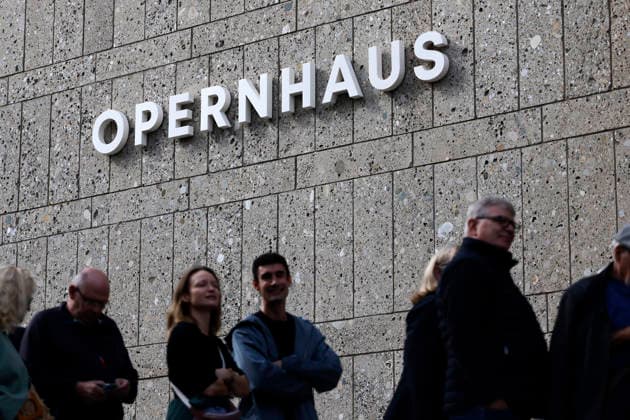 Der Zuschauerraum der Oper in Köln. Nach der 14 Jahre langen Sanierung steht die Oper Köln am Offenbachplatz vor der Wiedereröffnung. Die Baukosten sind mit bis zu 1.5 Milliarden Euro eines der größten kommunalen Baudesaster der deutschen Geschichte. (Themenbild, Symbolbild) Köln, 19.09.2026 NRW Deutschland Copyright: xChristophxHardtx