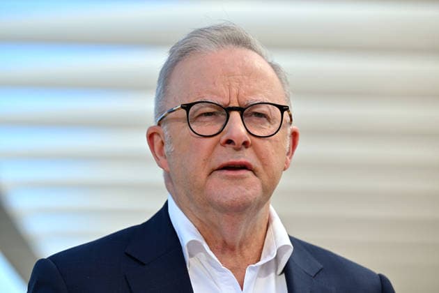 ANTHONY ALBANESE UNITED STATES VISIT, Australia™s Prime Minister Anthony Albanese speaks to journalists at a press conference at Apple Park in Cupertino, California in United States, Saturday, September 19, 2026. ( NO ARCHIVING Cupertino California United States of America SAN JOSE  Copyright: xMICKxTSIKASx 20260920121249974193