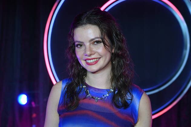 Comedienne Maria Clara Groppler zu Gast in der Show Ladies Night Youngstars, Die WDR Ladies Night Youngstars ist die einzige deutschsprachige Kabarett-Fernsehsendung für junge Talente mit rein weiblicher Besetzung