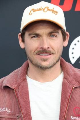 Los Angeles CA Sept 19 : Kevin Zegers at The UFC 331 Van vs Pantoja 2 Event on September 19, 2026 Credit: USA  - ZUMAa123 20260919_zaa_a123_012 Copyright: xAdMediax