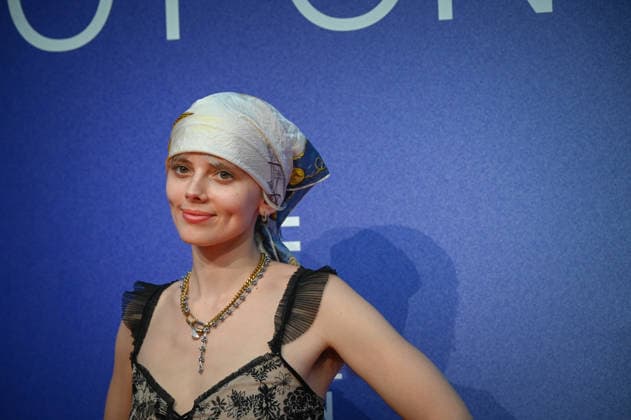 La Rochelle TV Fiction Festival 2026 Red Carpet, September 19, 28th La Rochelle TV Fiction Festival 28th edition of the La Rochelle TV Fiction Festival Closing photocall Louisiane Gouverneur 459787 2026 09 119 France  Copyright: xBarbaraxNeymanx xStarfacex STAR_459787_058