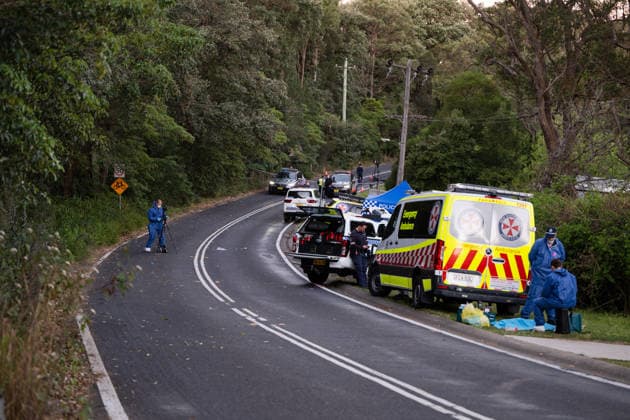 FATAL STABBING BLUE MOUNTAINS, Police and emergency services attended the scene of a stabbing at Valley Heights, Blue Mountains, west of Sydney, Sunday, September 20, 2026. One child has died and two other children and a woman are in a critical condition after a stabbing in the Blue Mountains. ( NO ARCHIVING  Copyright: xSarahxWilsonx 20260920170125449103