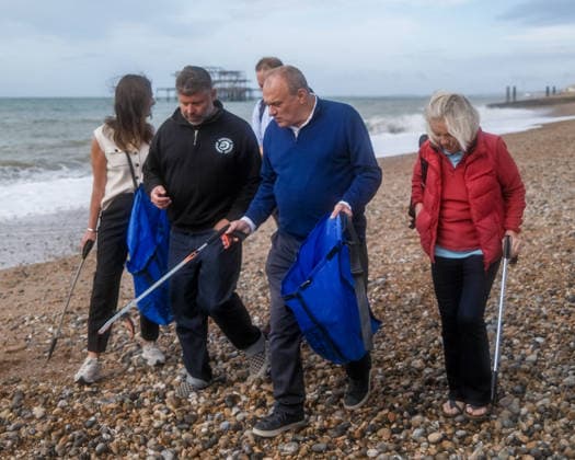 Liberal Democrat Autumn Conference 2026 on Sunday 20 September 2026 Sir Ed Davey, current Liberal Democrat leader, MP for Kingston and Surbiton joins a beach clean during the Liberal Democrat Autumn Conference 2026 on Sunday 20 September 2026 at Brighton Beach, Brighton. Sir Ed Davey Joins Surfers Against Sewage, Marine Conservation Society, Rewilding Britain And Paddleuk For Beach Clean And Comb. ., Credit:Julie Edwards Avalon  Copyright: xJuliexEdwardsx xAvalonx 1136680831