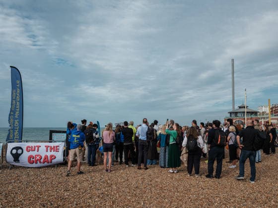 Liberal Democrat Autumn Conference 2026 on Sunday 20 September 2026 Sir Ed Davey, Current Liberal Democrat Leader, Mp For Kingston And Surbiton joins a beach clean during the Liberal Democrat Autumn Conference 2026 on Sunday 20 September 2026 at Brighton Beach, Brighton. Sir Ed Davey Joins Surfers Against Sewage, Marine Conservation Society, Rewilding Britain And Paddleuk For Beach Clean And Comb. ., Credit:Julie Edwards Avalon  Copyright: xJuliexEdwardsx xAvalonx 1136680839