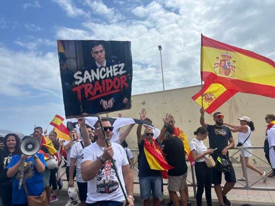 Hundreds of Ceuta residents march toward Tarajal to defend the city’s Spanish identity and its border Hundreds of Ceuta residents during a demonstration to defend the city’s Spanish identity and its border, on September 20, 2026, in Ceuta, Spain. Hundreds of Ceuta residents participated in a march organized by the Provincial Federation of Neighborhood Associations (FPAV) to defend the city’s Spanish identity and protect its territory. In parallel with the FPAV’s mobilization, a motorcycle rally was organized at the same timethat also ended at the Tarajal border. SEPTEMBER 20, 2026 MIGRATION CRISIS Gabriela Sardá Nún Ceuta Ceuta, Spain  Copyright: xGabrielaxSardaxNunezx 7787931