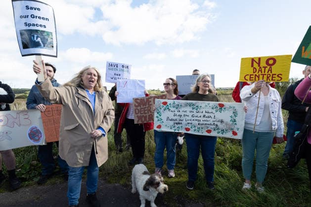 September 20, 2026, Chapelhall, Scotland, UK: Residents and their supporters opposed to plans for a hyperscale data centre in Chapelhall, North Lanarkshire, held a protest at the site of the proposed 24 acre development. They cite concerns that the 100MW development, which could eventually form part of a larger 500MW AI Growth Zone in the area, will have negative impacts on local traffic, noise levels, energy infrastructure and wildlife habitat. Chapelhall UK - ZUMAs357 20260920_zip_s357_014 Copyright: xCameronxScottx