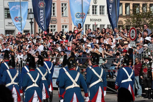 September 20, 2026, Munich, Bavaria, Germany: On the second day of Oktoberfest, the worldÃ¢â‚¬â ¢s largest beer festival, people gather in Munich to watch the parade to the festival grounds. Munich Germany - ZUMAm309 20260920_zip_m309_029 Copyright: xJuliusxMortsix