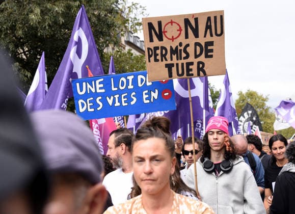 Demonstration Against Police Violences and Impunity - Paris March against the bill dubbed the permis de tuer (license to kill), which would grant police and gendarmes a presumption of legitimate self-defence when using firearms, called by a coalition including Amnesty International France, the Ligue des droits de l Homme (Human Rights League) and the SAVE collective, in Paris, on September 20, 2026. Photo by Alain Apaydin ABACAPRESS.COM Paris France  Copyright: xApaydinxAlain ABACAx