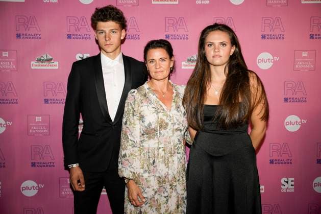 Reality Awards 2026 Oslo 20260920. Familien til Olaf Tufte pa rod loper for Reality Awards 2026 i Ambassaden i Oslo sondag kveld. Foto: Stian Lysberg Solum NTB Oslo Norge wmRwOE7aANU EDITORIAL USE ONLY Ref:_ENTwmRwOE7aANU.jpg Copyright: xStianxLysbergxSolumx xNTBx