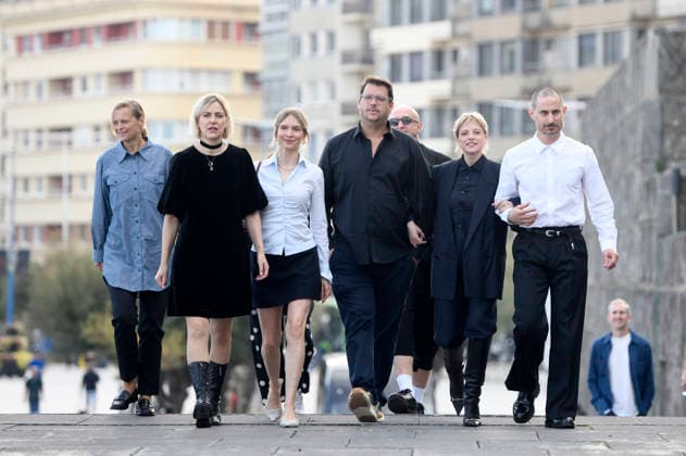 Martina Haubrich, Ulrike Tony Vahl, Frida-Lovisa Hamann, Piotr Sobocinski Jr., Jella Haase und Clemens Schick beim Photocall zum Kinofilm Krux auf dem 74. Internationalen Filmfestival San Sebastian Festival Internacional de Cine de San Sebastian auf der Kursaal Terasse. San Sebastian, 20.09.2026