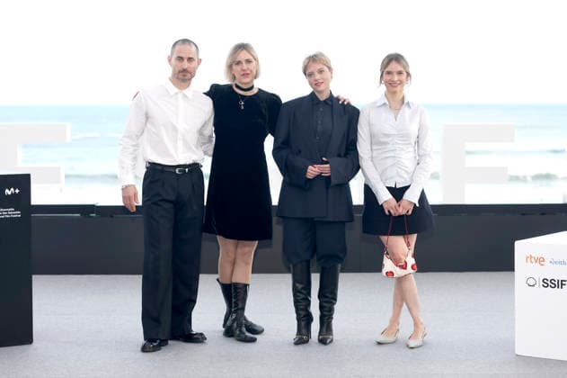 Clemens Schick, Ulrike Tony Vahl, Jella Haase und Frida-Lovisa Hamann beim Photocall zum Kinofilm Krux auf dem 74. Internationalen Filmfestival San Sebastian Festival Internacional de Cine de San Sebastian auf der Kursaal Terasse. San Sebastian, 20.09.2026