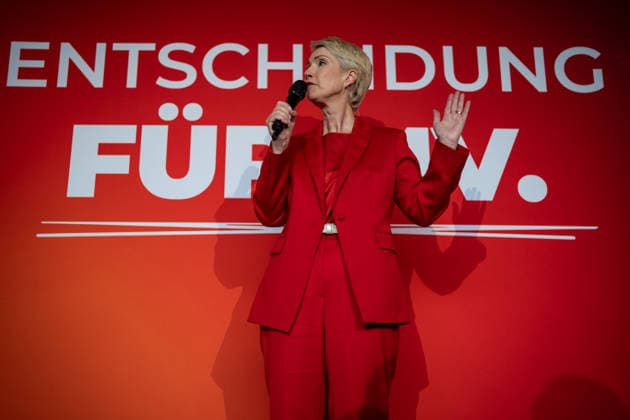 Ministerpräsidentin und SPD-Spitzenkandidatin Manuela Schwesig gegen 18:20 Uhr auf der SPD-Wahlparty in der Orangerie des Schweriner Schlosses;Wahlabend Landtagswahl 2026 Mecklenburg-Vorpommern, Schwerin Mecklenburg-Vorpommern Deutschland Schweriner Schloss und Umgebung