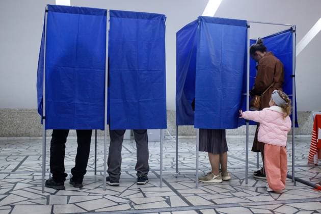 Russia. Ekaterinburg. Elections at the polling station in the Youth Palace. IlyaxMoskovets