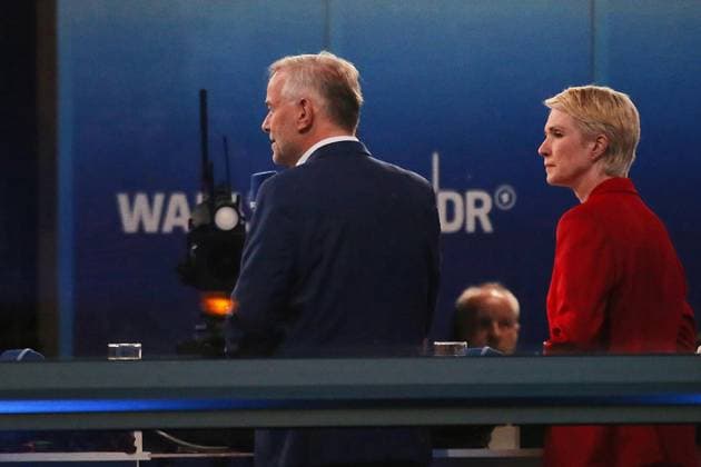 Schwerin, Mecklenburg-Vorpommern, Deutschland, 20.09.2026: Schweriner Schloss: Landtagswahl in Mecklenburg-Vorpommern 2026: Leif-Erik Holm, AfD, und Ministerpräsidentin Manuela Schwesig, SPD am Wahlabend im gemeinsamen TV-Interview Copyright: xdtsxNachrichtenagenturx dts_135544