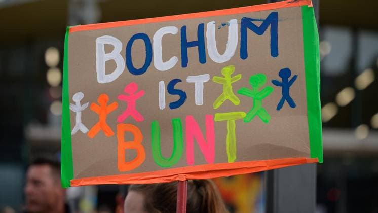 Bochum: Bochum bleibt bunt - für ein gutes Leben für alle - Demozug gegen AfD ** NUR FÜR REDAKTIONELLE ZWECKE ** EDITORIAL USE ONLY **<p>Demozug gegen die AfD am Sonntag, den 20. September 2026 in Bochum. Deutschland NRW Bochum Copyright: UwexErnst