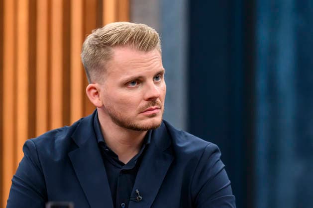 im Bild v.l.: Tim Klüssendorf, SPD-Generalsekretär, , GER, Berlin, Studio, zu Gast bei - Caren Miosga, Polittalk, TV, Format, Das Erste, aus Berlin Adlershof - am Studio 20, Thema: Nach den Wahlen in Berlin und Mecklenburg-Vorpommern, 20.09.2026, Copyright: HMBxMedia UwexKoch