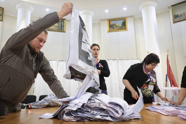 RUSSIA, SARANSK - SEPTEMBER 20, 2026: Electoral officials count votes as Polling Station No.475 at the Mordovian Republican United Local History Museum closes in the 2026 Russian legislative elections. During the 2026 Single Voting Day, which lasted from 18 to 20 September, Russian citizens went to the polls to elect members of the Russian State Duma of the 9th convocation, as well as to vote in regional parliamentary and local government elections. Yegor Aleyev TASS  98042974