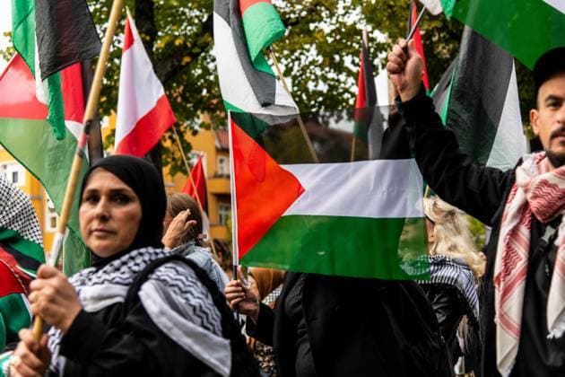 September 19, 2026, Berlin, Germany: BERLIN, GERMANY, SEPTEMBER 19, 2026: Pro-Palestinian demonstrators march through BerlinÃ¢â‚¬â ¢s SchoÂ¶neberg district during a protest in solidarity with Palestinians and against IsraelÃ¢â‚¬â ¢s military actions. Organizers and participants called for an end to the war and accused Israel of genocide and ethnic cleansing in the occupied Palestinian territories. Around 400 people took part in the demonstration, according to the photographer. Berlin Germany - ZUMAq101 20260919_zna_q101_338 Copyright: xAndro SxTrujillox