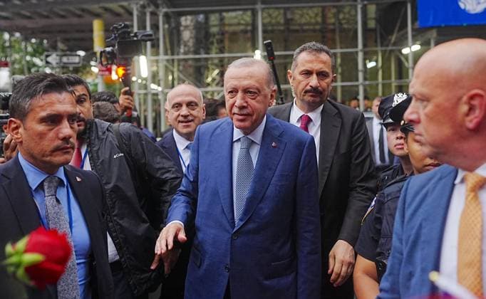 Turkish President Erdogan arrives in US to attend 81st UN General Assembly NEW YORK, UNITED STATES - SEPTEMBER 20: Turkish President Recep Tayyip Erdogan arrives at the Turkish House to attend the 81st session of the United Nations (UN) General Assembly and hold a series of meetings, in New York, United States on September 20, 2026. Selcuk Acar Anadolu New York United States. Editorial use only. Please get in touch for any other usage.  Copyright: x2026xAnadoluxSelcukxAcarx