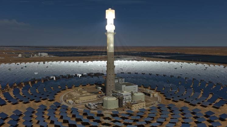 GOLMUD, CHINA - SEPTEMBER 19: A molten salt tower solar power station stands on the Gobi Desert on September 19, 2026 in Golmud, Qinghai Province of China. The facility utilizes concentrated solar power technology to generate electricity.  Copyright: xVCGx 111668318935
