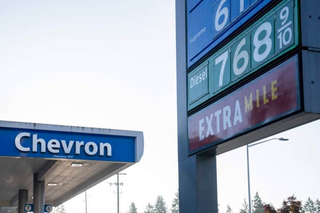 September 20, 2026, Shoreline, Washington, USA: A Chevron gas station displays the diesel price at .68 per gallon in Shoreline, Washington, USA, on Sun., Sept. 20, 2026. Diesel prices have hit record highs in recent weeks due to the ongoing war in Iran and spreading conflict in the Middle East. Shoreline USA - ZUMAb344 20260920_znp_b344_008 Copyright: xM.xScottxBrauerx