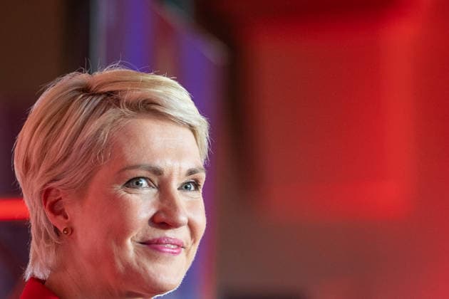 Ministerpräsidentin und SPD-Spitzenkandidatin Manuela Schwesig gegen 18:20 Uhr auf der SPD-Wahlparty in der Orangerie des Schweriner Schlosses;Wahlabend Landtagswahl 2026 Mecklenburg-Vorpommern, Schwerin Mecklenburg-Vorpommern Deutschland Schweriner Schloss und Umgebung