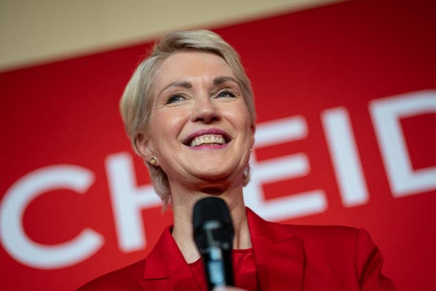 Ministerpräsidentin und SPD-Spitzenkandidatin Manuela Schwesig gegen 18:20 Uhr auf der SPD-Wahlparty in der Orangerie des Schweriner Schlosses;Wahlabend Landtagswahl 2026 Mecklenburg-Vorpommern, Schwerin Mecklenburg-Vorpommern Deutschland Schweriner Schloss und Umgebung