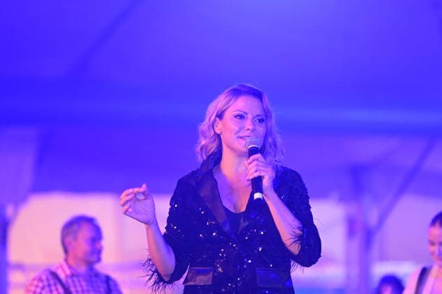 Nicci Schubert live beim 27. Oberlausitzer Oktoberfest Kemnitz 2026. Kemnitz, 19.09.2026 Copyright: xMatthiasxWehnertx