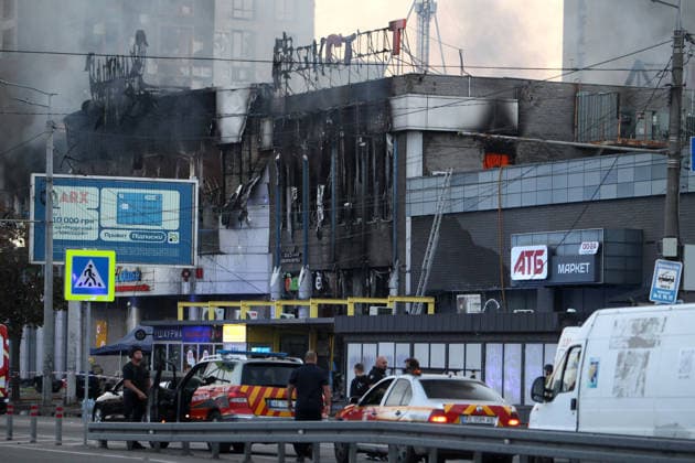 State Emergency Service vehicles are parked outside a shopping mall damaged by a Russian attack in Dnipro, Ukraine, September 19, 2026. The strike caused a fire at the shopping centre. At least two people were injured. (Photo by Mykola Miakshykov Ukrinform) Russians strike shopping mall in Dnipro  Copyright: xMykolaxMiakshykovx