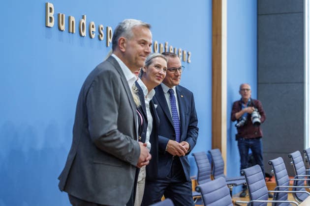 Auswirkungen der Landtagswahlen in Berlin Alice Weidel, Bundessprecherin der AfD und Co-Vorsitzende der AfD-Fraktion im Deutschen Bundestag Tino Chrupalla, Bundessprecher der AfD und Co-Vorsitzender der AfD-Fraktion im Deutschen Bundestag Kristin Brinker, AfD-Spitzenkandidatin für Berlin Leif-Erik Holm, AfD- Kandidat für das Amt des Ministerpräsidenten in Mecklenburg-Vorpommern zum Thema Auswirkungen der Landtagswahlen in Berlin und Mecklenburg-Vorpommern auf die Bundespolitik am 21.09.2026 in Berlin. Berlin Berlin Deutschland Haus der Bundespressekonferenz