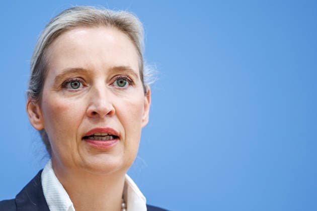 Auswirkungen der Landtagswahlen in Berlin Alice Weidel, Bundessprecherin der AfD und Co-Vorsitzende der AfD-Fraktion im Deutschen Bundestag Tino Chrupalla, Bundessprecher der AfD und Co-Vorsitzender der AfD-Fraktion im Deutschen Bundestag Kristin Brinker, AfD-Spitzenkandidatin für Berlin Leif-Erik Holm, AfD- Kandidat für das Amt des Ministerpräsidenten in Mecklenburg-Vorpommern zum Thema Auswirkungen der Landtagswahlen in Berlin und Mecklenburg-Vorpommern auf die Bundespolitik am 21.09.2026 in Berlin. Alice Weidel spricht zu den Anwesenden. Berlin Berlin Deutschland Haus der Bundespressekonferenz