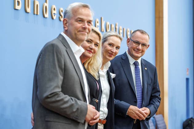 Auswirkungen der Landtagswahlen in Berlin Alice Weidel, Bundessprecherin der AfD und Co-Vorsitzende der AfD-Fraktion im Deutschen Bundestag Tino Chrupalla, Bundessprecher der AfD und Co-Vorsitzender der AfD-Fraktion im Deutschen Bundestag Kristin Brinker, AfD-Spitzenkandidatin für Berlin Leif-Erik Holm, AfD- Kandidat für das Amt des Ministerpräsidenten in Mecklenburg-Vorpommern zum Thema Auswirkungen der Landtagswahlen in Berlin und Mecklenburg-Vorpommern auf die Bundespolitik am 21.09.2026 in Berlin. Berlin Berlin Deutschland Haus der Bundespressekonferenz