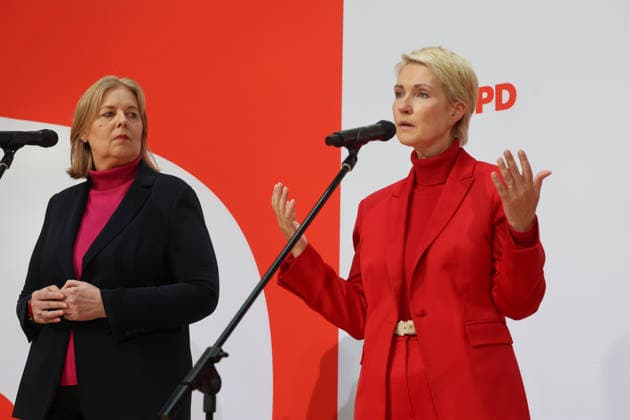 Bärbel Bas und Manuela Schwesig bei der Pressekonferenz nach den Landtagswahlen in Berlin und Mecklenburg Vorpommern im Willy Brandt Haus am 21.09.26 SPD-Spitze zur PK nach Landtagswahlen in Berlin