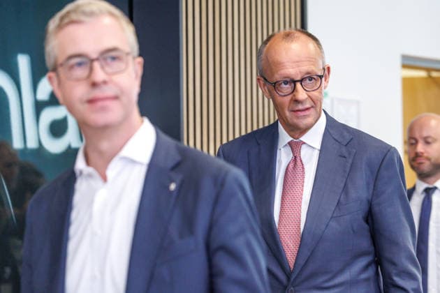 Pressekonferenz mit dem Parteivorsitzenden der CDU Deutschlands und Bundeskanzler Friedrich Merz MdB, dem Landes- und Fraktionsvorsitzenden der CDU Mecklenburg-Vorpommern, Daniel Peters MdL und dem CDU-Spitzenkandidaten für Berlin, Stefan Evers Pressekonferenz mit dem Parteivorsitzenden der CDU Deutschlands und Bundeskanzler Friedrich Merz MdB, dem Landes- und Fraktionsvorsitzenden der CDU Mecklenburg-Vorpommern, Daniel Peters MdL und dem CDU-Spitzenkandidaten für Berlin, Stefan Evers 21.09.2026 in Berlin. Berlin Berlin Deutschland CDU-Bundesgeschäftsstelle (Konrad-Adenauer-Haus)