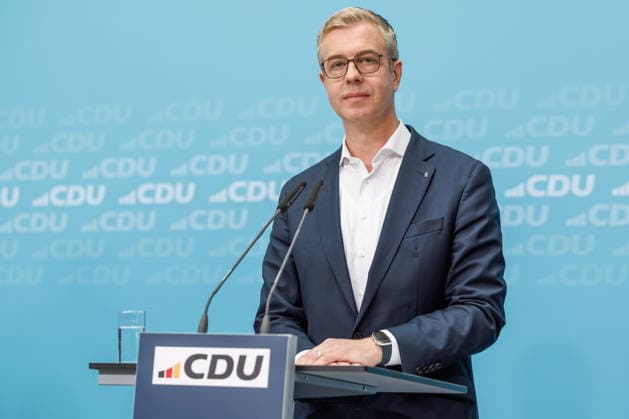 Pressekonferenz mit dem Parteivorsitzenden der CDU Deutschlands und Bundeskanzler Friedrich Merz MdB, dem Landes- und Fraktionsvorsitzenden der CDU Mecklenburg-Vorpommern, Daniel Peters MdL und dem CDU-Spitzenkandidaten für Berlin, Stefan Evers Pressekonferenz mit dem Parteivorsitzenden der CDU Deutschlands und Bundeskanzler Friedrich Merz MdB, dem Landes- und Fraktionsvorsitzenden der CDU Mecklenburg-Vorpommern, Daniel Peters MdL und dem CDU-Spitzenkandidaten für Berlin, Stefan Evers 21.09.2026 in Berlin. Berlin Berlin Deutschland CDU-Bundesgeschäftsstelle (Konrad-Adenauer-Haus)