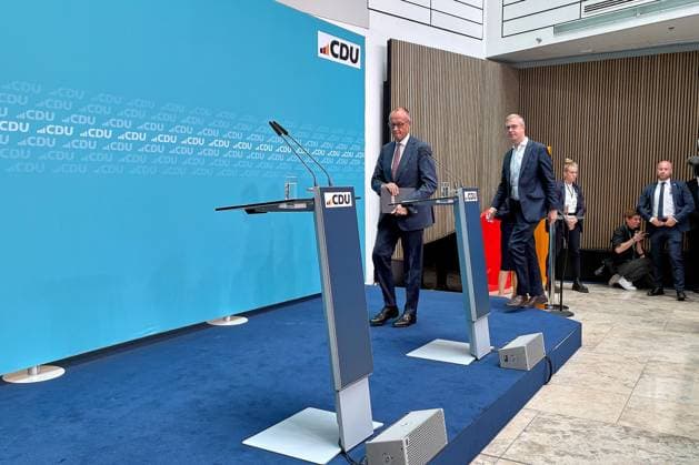 Berlin, Deutschland, 21.09.2026: Konrad-Adenauer-Haus: Pressekonferenz in der CDU-Bundesgeschäftsstelle nach Landtagswahlen in Mecklenburg-Vorpommern und Berlin: Bundeskanzler Friedrich Merz (CDU) und Stefan Evers, CDU-Spitzenkandidat für Berlin Copyright: xdtsxNachrichtenagenturx dts_135769