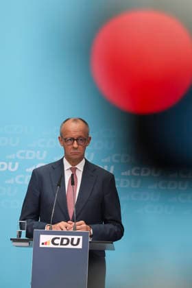 Bundeskanzler und Parteivorsitzender der CDU Friedrich Merz auf der Pressekonferenz nach den Landtagswahlen in Berlin und Mecklenburg Vorpommern im Konrad Adenauer Haus am 21.09.26 in Berlin Friedrich Merz bei Pressekonferenz nach Landtagswahlen in Berlin