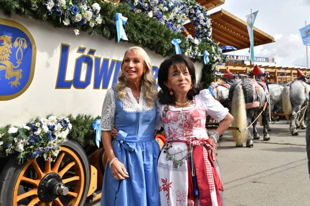 Karin Söder und Regine Sixt Wiesn 2026 SixtWiesn 3. Tag Theresienwiese Festzelt Schützenfesthalle Oktoberfest München 21. Sept. 2026