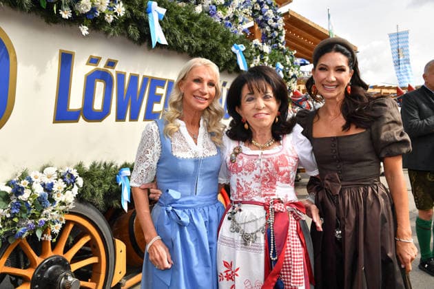 Karin Söder und Regine Sixt Wiesn 2026 SixtWiesn 3. Tag Theresienwiese Festzelt Schützenfesthalle Oktoberfest München 21. Sept. 2026