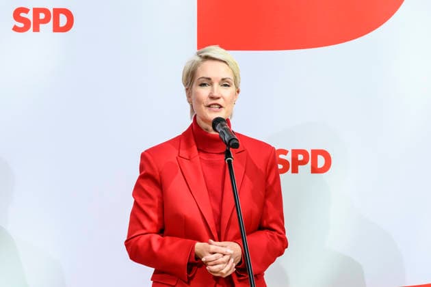 im Bild v.l.: Manuela Schwesig, GER, Berlin, SPD Pressekonferenz nach den Wahlen in Berlin und Mecklenburg Vorpommern - MV, im Atrium, Willy-Brandt-Haus, Wilhelmstraße 141, 10963 Berlin, 21.09.2026, Copyright: HMBxMedia UwexKoch