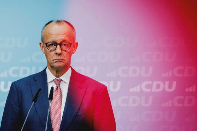 Friedrich Merz (CDU), Bundeskanzler, aufgenommen im Rahmen einer Pressekonferenz als Reaktion auf die Landtagswahl in Mecklenburg-Vorpommern sowie die Berliner Abgeordnetenhauswahl in Berlin, 21.09.2026. Waehrend Die Linke die Wahl in Berlin mit 25,7% vor der CDU gewonnen hat, siegte in Mecklenburg-Vorpommern die AfD mit 38,2% vor der SPD. Erstmals nicht ueber die 5%-Huerde geschafft hat es die CDU in Mecklenburg-Vorpommern. Berlin Deutschland Copyright: xFlorianxGaertnerx