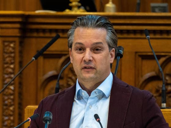 2026-09-21-Wiener Gemeinderat-057 Abgeordneter zum Wiener Landtag und Gemeinderat Landesparteiobmann Dominik Nepp (FPÖ) am 21. September 2026 beim Wiener Gemeinderat der 17ten Sitzung auf Verlangen FPÖ im Rathaus in Wien, Wien, Österreich.
