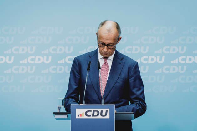 Friedrich Merz (CDU), Bundeskanzler, aufgenommen im Rahmen einer Pressekonferenz als Reaktion auf die Landtagswahl in Mecklenburg-Vorpommern sowie die Berliner Abgeordnetenhauswahl in Berlin, 21.09.2026. Waehrend Die Linke die Wahl in Berlin mit 25,7% vor der CDU gewonnen hat, siegte in Mecklenburg-Vorpommern die AfD mit 38,2% vor der SPD. Erstmals nicht ueber die 5%-Huerde geschafft hat es die CDU in Mecklenburg-Vorpommern. Berlin Deutschland Copyright: xFlorianxGaertnerx
