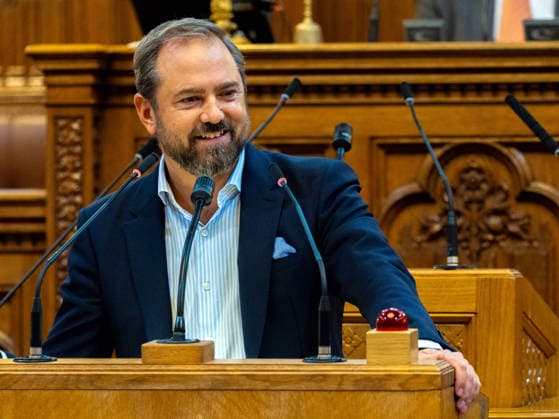 2026-09-21-Wiener Gemeinderat-066 Abgeordneter zum Wiener Landtag und Gemeinderat Ornig Markus (NEOS) am 21. September 2026 beim Wiener Gemeinderat der 17ten Sitzung auf Verlangen FPÖ im Rathaus in Wien, Wien, Österreich.
